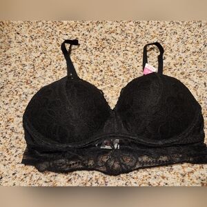 NEW VS PINK BRA SIZE SMALL, BLACK
